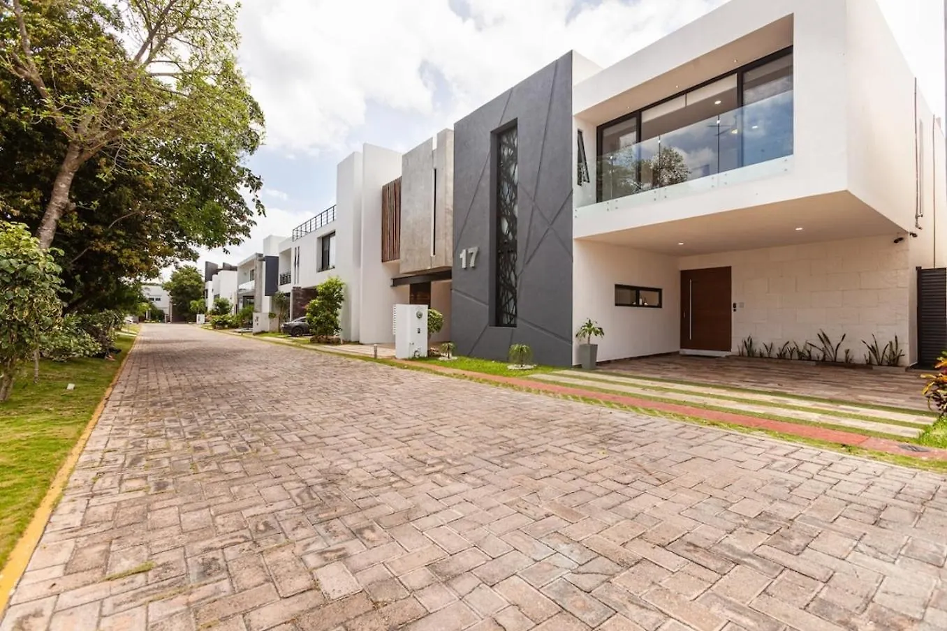 New! Exclusive Villa 10Min To Beach Priv Pool Playa del Carmen Mexico