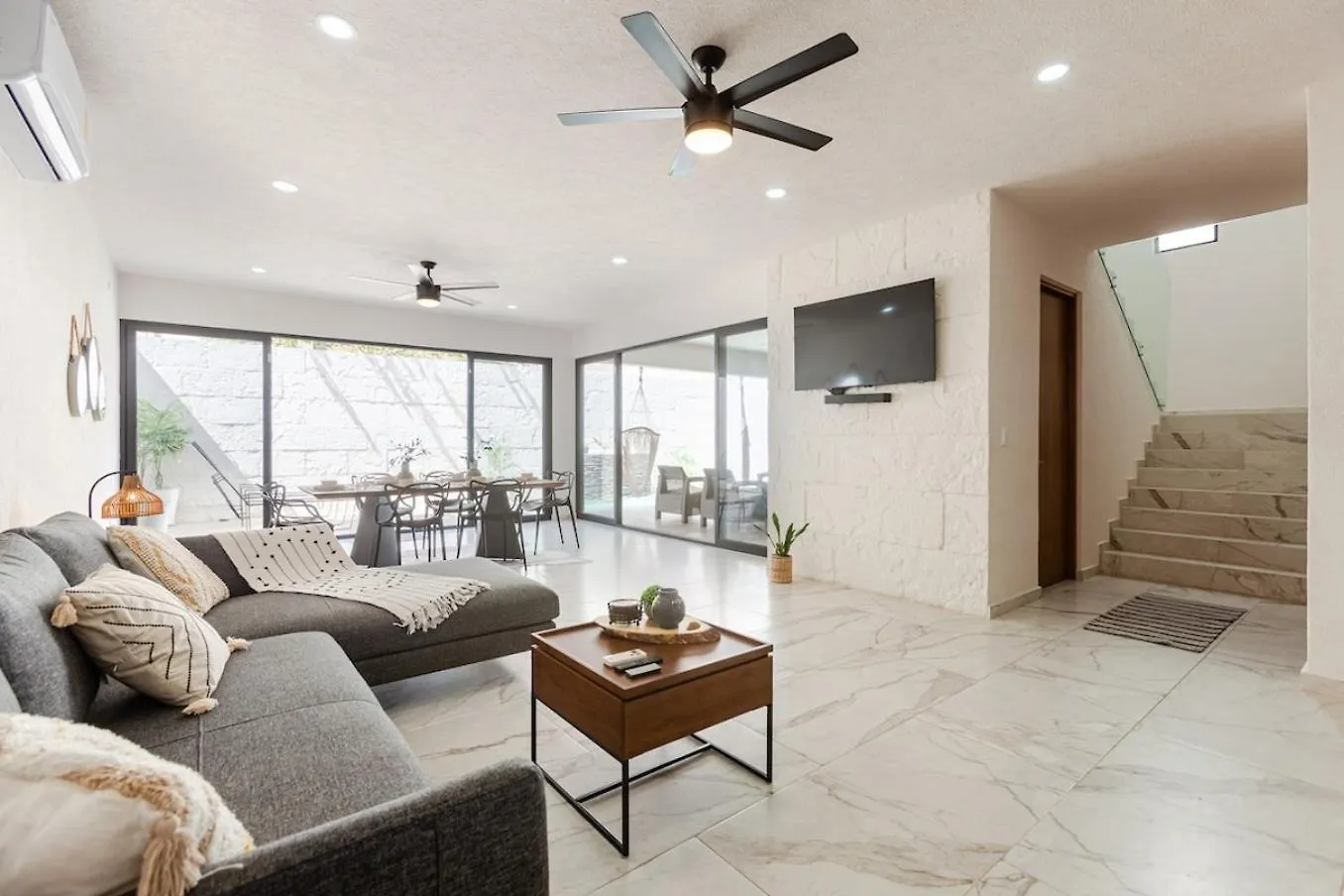 New! Exclusive Villa 10Min To Beach Priv Pool Playa del Carmen
