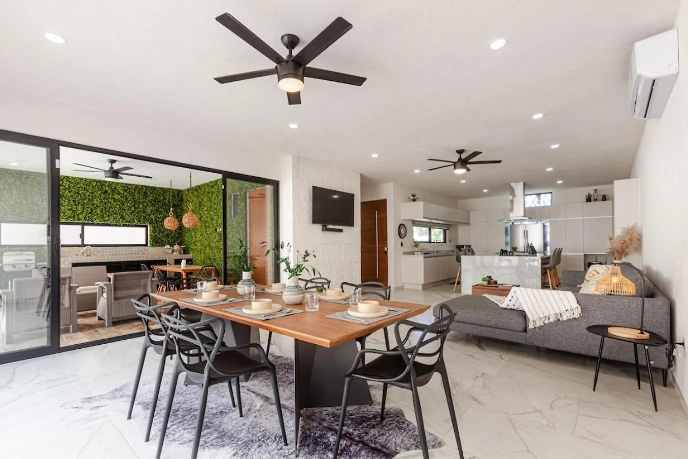 New! Exclusive Villa 10Min To Beach Priv Pool Playa del Carmen